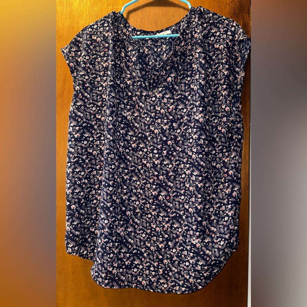 Maurices top